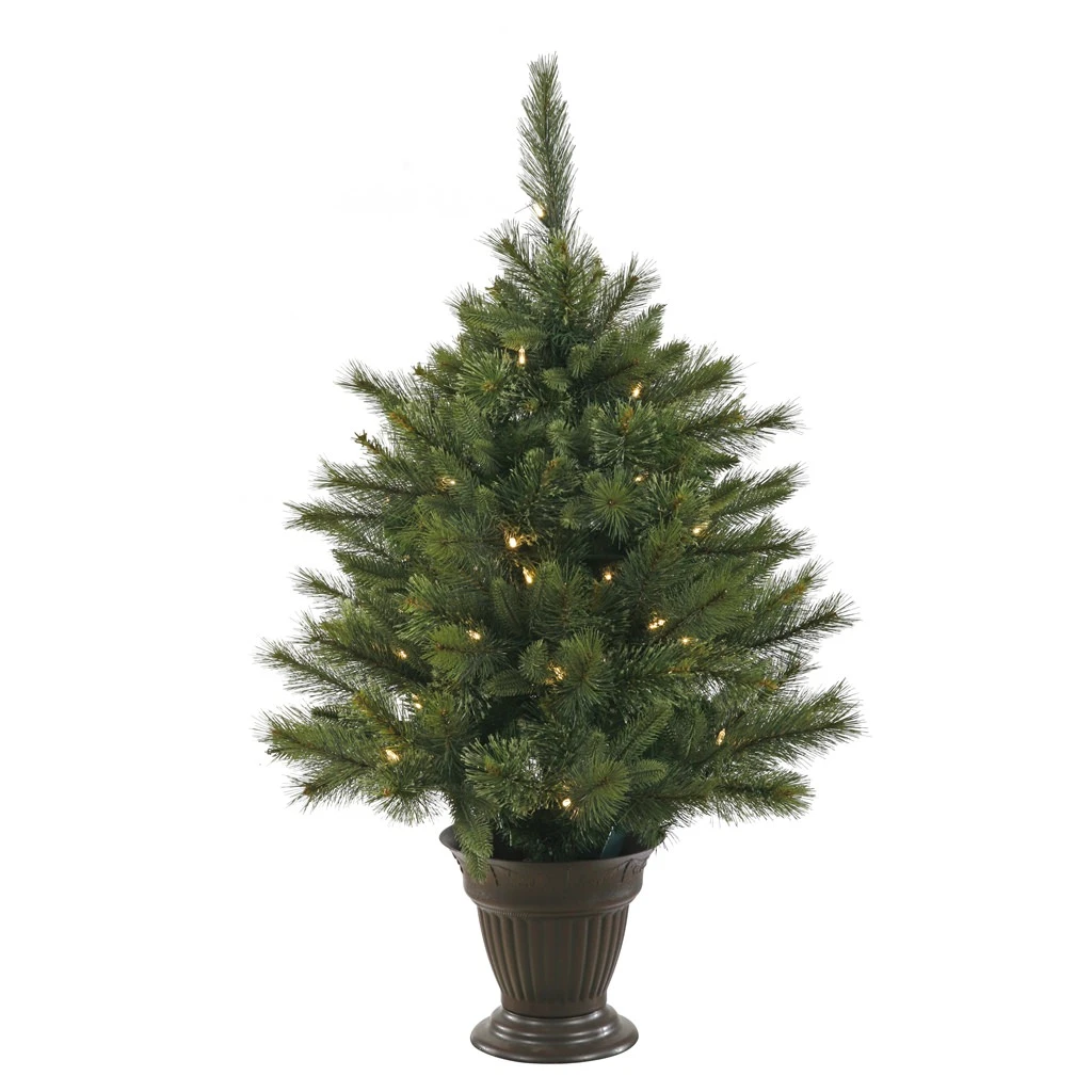 Vickerman Pre-Lit Artificial Christmas Tree (22226) 3 Vickerman Pre-Lit Artificial Christmas Tree (22226)