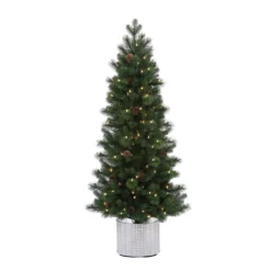 Vickerman Pre-Lit Artificial Christmas Tree With Pine Cones (379035)